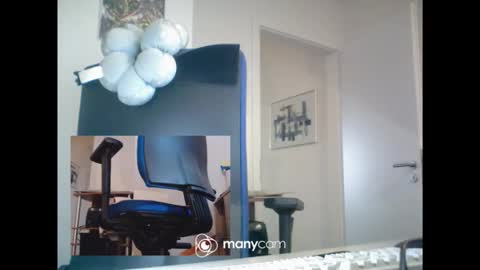 Snapshot of mrduplo1975 chatting on February 12, 2026, 2:34 pm MrJohnsen1975 online show from February 12, 2026, 2:34 pm