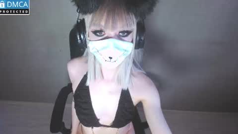 Snapshot of mrediana chatting on June 13, 2026, 9:29 am mrediana online show from June 13, 2026, 9:29 am