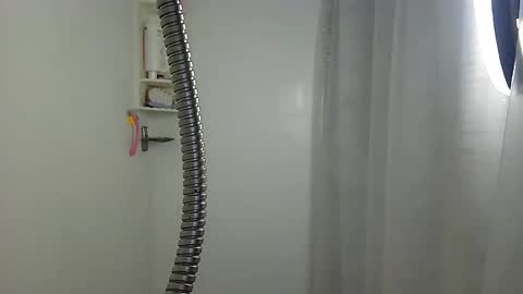 Rem M online show from October 14, 2025, 6:58 am