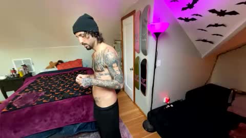 mrfanceypants online show from November 8, 2025, 9:02 pm