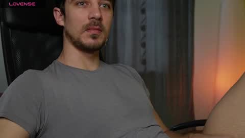 Snapshot of mrgreeneyes01 chatting on January 30, 2025, 6:46 am juan luis online show from January 30, 2025, 6:46 am