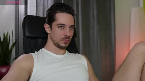 Snapshot of mrgreeneyes01 chatting on February 2, 2025, 4:22 pm juan luis online show from February 2, 2025, 4:22 pm