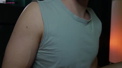 Snapshot of mrgreeneyes01 chatting on February 10, 2025, 4:58 pm juan luis online show from February 10, 2025, 4:58 pm