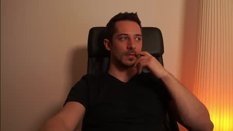 Snapshot of mrgreeneyes01 chatting on March 24, 2026, 8:03 pm juan luis online show from March 24, 2026, 8:03 pm