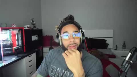 Snapshot of mrjacksonsplayroom chatting on February 3, 2026, 11:10 pm X TeamTJackson tnacamgirls online show from February 3, 2026, 11:10 pm