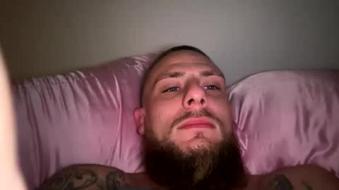 mrliquorup69 online show from November 1, 2025, 12:40 pm