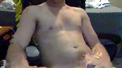 Snapshot of mrlongm8 chatting on April 24, 2026, 6:10 pm mrlongm8 online show from April 24, 2026, 6:10 pm