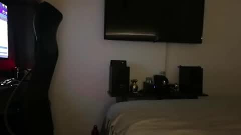 mrmiss_dannys online show from January 21, 2025, 1:50 am