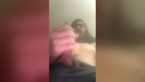 Snapshot of mrmoisty420 chatting on January 12, 2026, 9:14 am mrmoisty420 online show from January 12, 2026, 9:14 am