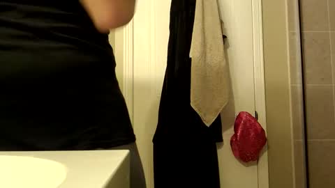 mrmsnaughty online show from January 29, 2025, 3:44 am