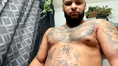 Snapshot of mrnineinch1995 chatting on February 23, 2026, 1:47 am mrnineinch1995 online show from February 23, 2026, 1:47 am