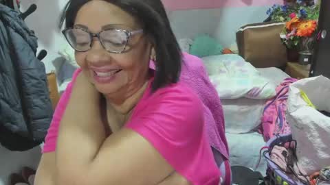 Snapshot of mrs_mommy chatting on May 30, 2026, 1:03 am mrs_mommy online show from May 30, 2026, 1:03 am