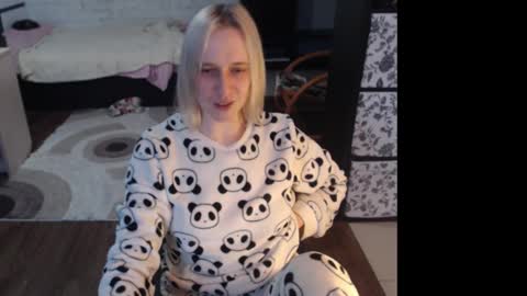 Sasha online show from February 20, 2026, 1:22 pm