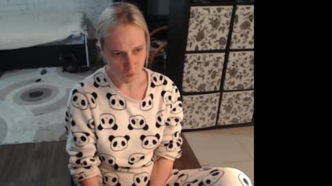 Sasha online show from June 8, 2026, 2:12 am