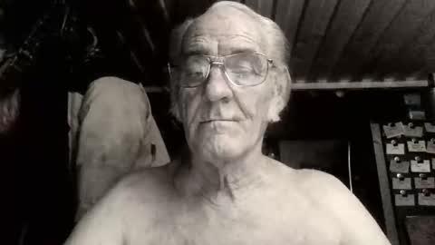 Chuck online show from March 21, 2026, 12:21 pm