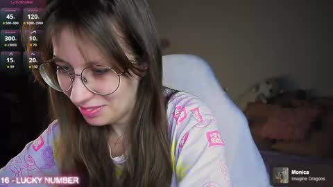 Snapshot of ms_allison chatting on May 17, 2026, 4:47 pm Allison online show from May 17, 2026, 4:47 pm