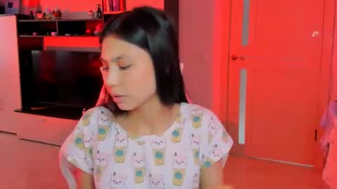 Snapshot of ms_emily_ chatting on June 10, 2026, 10:36 am ms_emily_ online show from June 10, 2026, 10:36 am