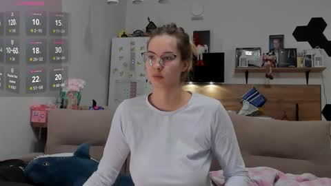 Ms ForYOU online show from February 6, 2026, 3:55 am