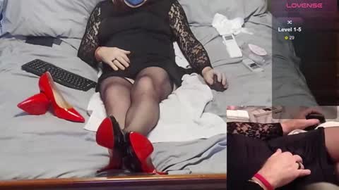 Jennifer online show from February 3, 2025, 12:25 am