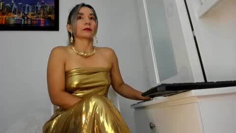 Snapshot of ms_lunarose chatting on June 14, 2026, 5:26 pm ms_lunarose online show from June 14, 2026, 5:26 pm