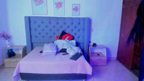 Ms Meloddy online show from April 30, 2026, 8:57 pm