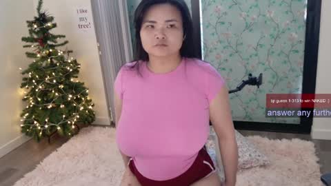 R o r i  SnapChat heyroriv2 wednesday - sunday Noon oclock mountain - 5pm mountain online show from January 30, 2025, 10:19 pm