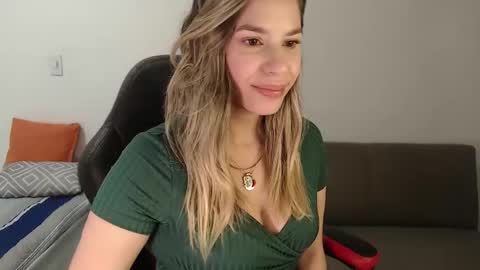 Snapshot of ms_sofiax chatting on October 1, 2025, 11:11 pm Sofia online show from October 1, 2025, 11:11 pm