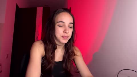 Snapshot of ms_sophiee chatting on April 23, 2026, 7:49 pm ms_sophiee online show from April 23, 2026, 7:49 pm