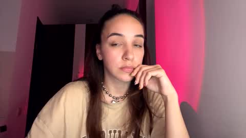 Snapshot of ms_sophiee chatting on April 26, 2026, 6:27 pm ms_sophiee online show from April 26, 2026, 6:27 pm