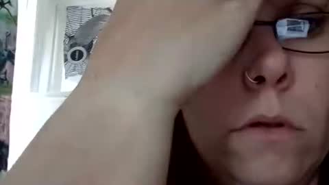 Snapshot of msalls1124 chatting on December 22, 2025, 6:38 pm melissa online show from December 22, 2025, 6:38 pm