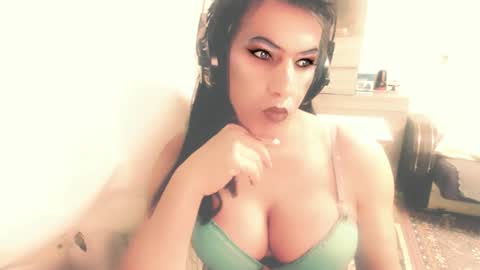 Snapshot of msedefm chatting on September 10, 2025, 5:57 pm msedefm online show from September 10, 2025, 5:57 pm