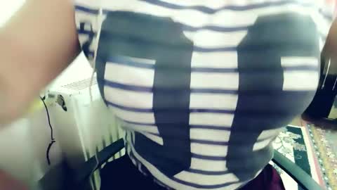 Snapshot of msedefm chatting on October 21, 2025, 6:08 pm msedefm online show from October 21, 2025, 6:08 pm