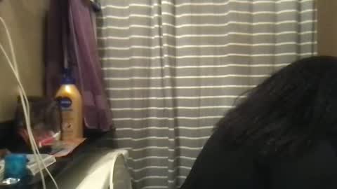 Snapshot of msjonemillion chatting on December 26, 2024, 12:03 am Chocolate  Candy   Stick online show from December 26, 2024, 12:03 am