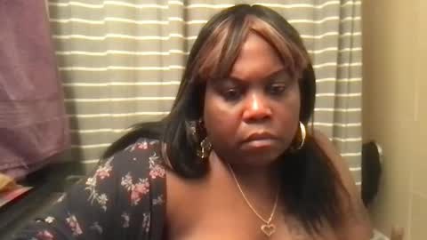 Snapshot of msjonemillion chatting on February 13, 2025, 6:41 am Chocolate  Candy   Stick online show from February 13, 2025, 6:41 am