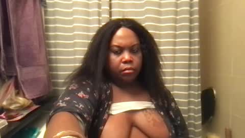 Snapshot of msjonemillion chatting on February 14, 2025, 6:02 am Chocolate  Candy   Stick online show from February 14, 2025, 6:02 am