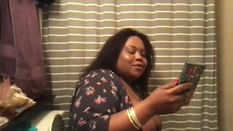 Snapshot of msjonemillion chatting on February 24, 2025, 1:35 am Chocolate  Candy   Stick online show from February 24, 2025, 1:35 am