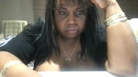 Snapshot of msjonemillion chatting on March 6, 2025, 2:51 am Chocolate  Candy   Stick online show from March 6, 2025, 2:51 am