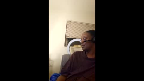 Snapshot of msmechocolate chatting on March 28, 2026, 1:27 am msmechocolate online show from March 28, 2026, 1:27 am