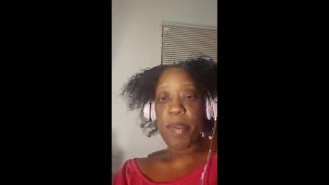 Snapshot of msmechocolate chatting on April 11, 2026, 12:48 am msmechocolate online show from April 11, 2026, 12:48 am