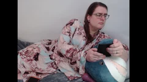 Snapshot of mspluralit chatting on March 22, 2026, 4:43 pm MspluraliT online show from March 22, 2026, 4:43 pm