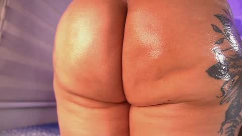 Manuela  online show from January 30, 2025, 6:13 am