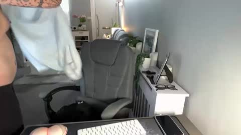 mtb1697 online show from March 31, 2026, 10:37 am