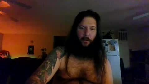 Snapshot of mudge chatting on January 2, 2025, 3:37 am Mudge online show from January 2, 2025, 3:37 am