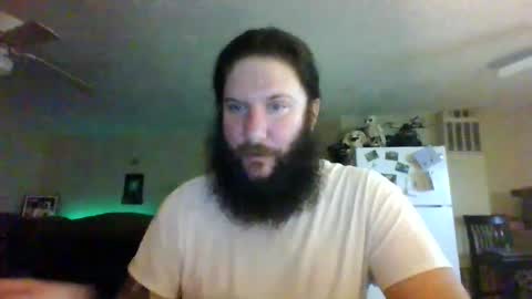 Snapshot of mudge chatting on February 7, 2025, 2:50 am Mudge online show from February 7, 2025, 2:50 am