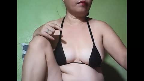muffy_bunny online show from May 25, 2026, 6:36 pm