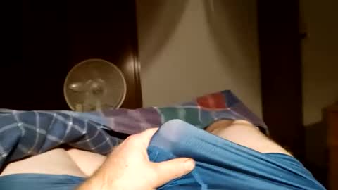 Snapshot of mugglesmuggler chatting on January 18, 2026, 3:54 am mugglesmuggler online show from January 18, 2026, 3:54 am