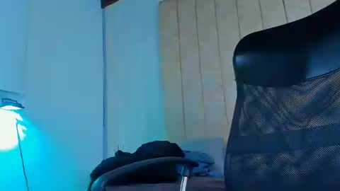 Snapshot of muichiro_tokito1 chatting on January 13, 2025, 6:49 am muichiro tokito1 online show from January 13, 2025, 6:49 am