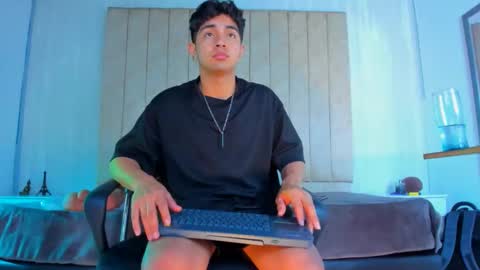 Snapshot of muichiro_tokito1 chatting on January 17, 2025, 3:23 am muichiro tokito1 online show from January 17, 2025, 3:23 am