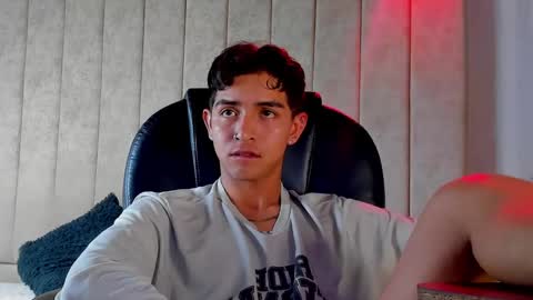 Snapshot of muichiro_tokito1 chatting on November 9, 2025, 4:00 am muichiro tokito1 online show from November 9, 2025, 4:00 am