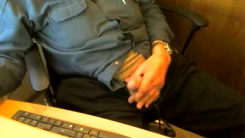 Snapshot of muller520 chatting on April 25, 2026, 4:04 am muller520 online show from April 25, 2026, 4:04 am
